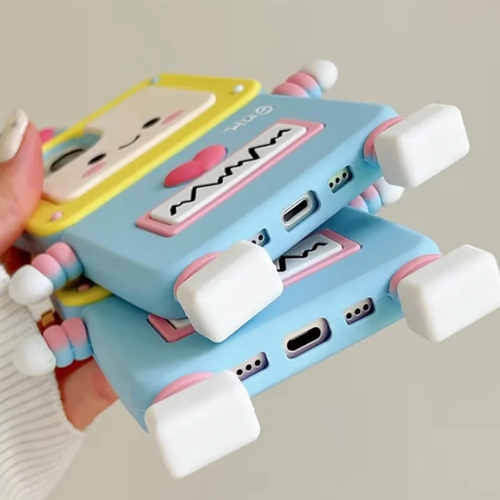 COVER BOUTIQUEE 3D Kawaii Robot iPhone Case